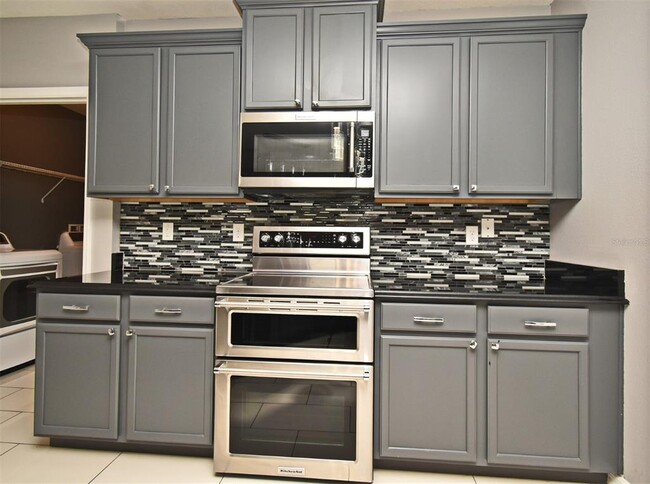 Building Photo - 475 Nadeau Way