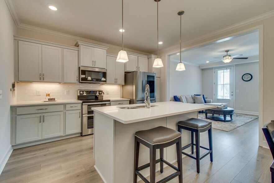 Building Photo - 1980 Carothers Rd