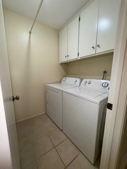 Building Photo - 4099 Liberty Canyon Rd