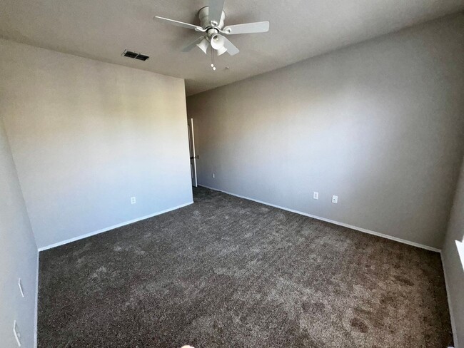 Building Photo - 2 Bedoom 2 bath Millenia Mall area Condo -...