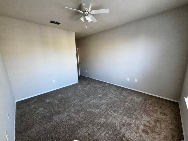Building Photo - Spacious 2 Bed / 2 Bath Second-Floor Condo at Grand Reserve at Kirkman Park