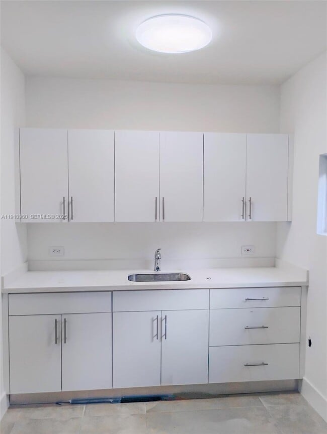 Building Photo - 20615 NE 9th Ct