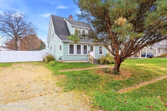 Building Photo - 7173 Beechland Ave