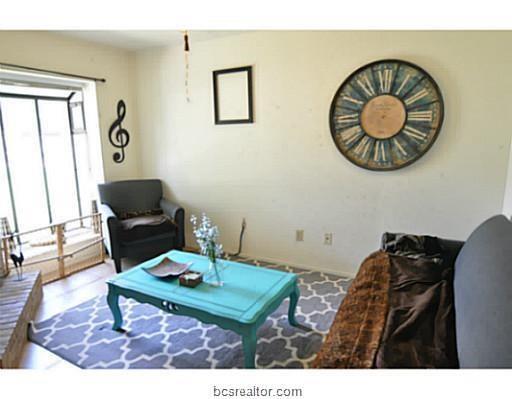 Building Photo - 2820 Forest Bend Dr