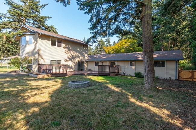 Building Photo - 3 Bed 3 Bath Home near West Beach