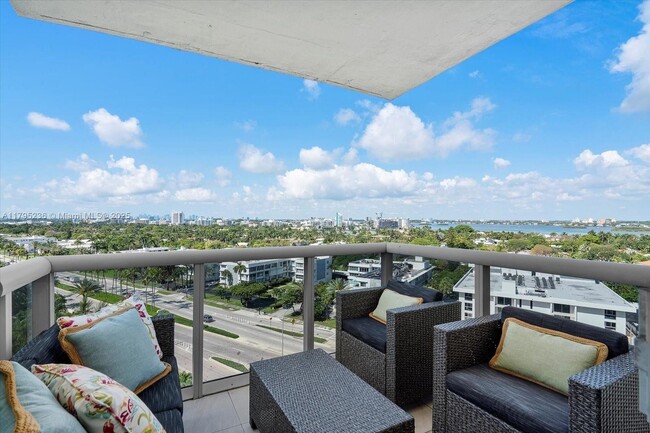 Building Photo - 10275 Collins Ave
