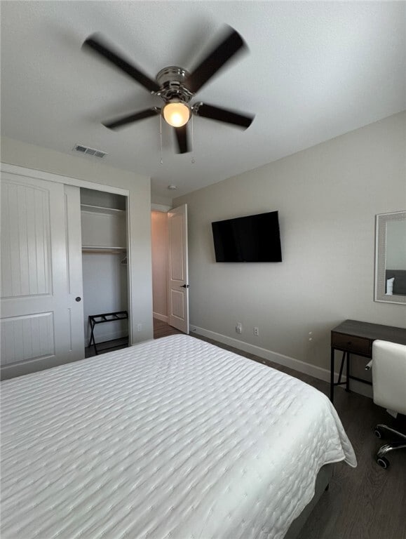 Building Photo - 3471 Sunglow Dr