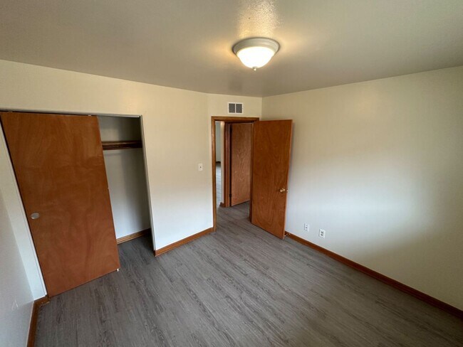 Interior Photo - 7731 W Hampton Ave. (8 Unit)