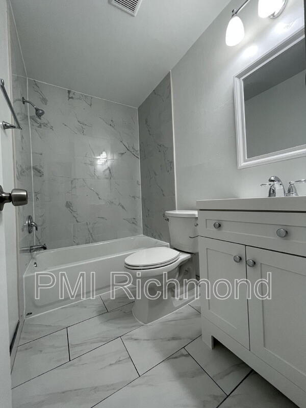Building Photo - 4611 Coldstream Dr