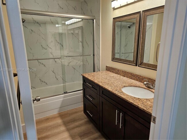 Building Photo - 2627 NW 33rd St