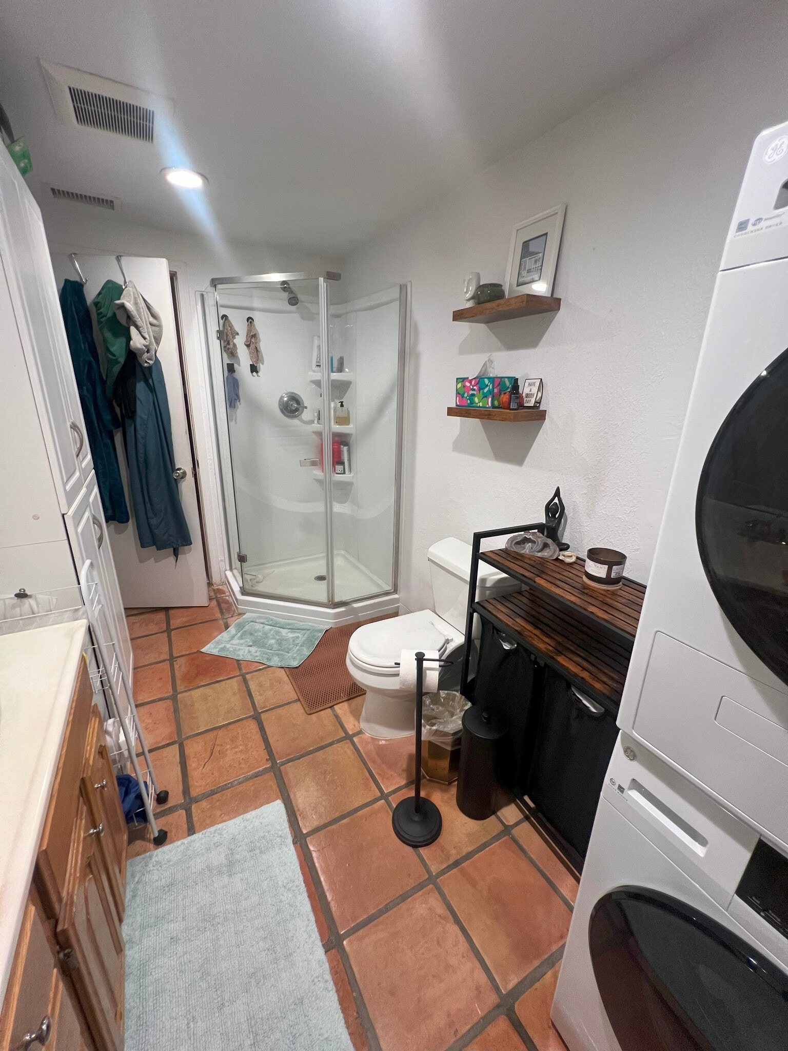 Bath - 5512 Cathedral Oaks Rd