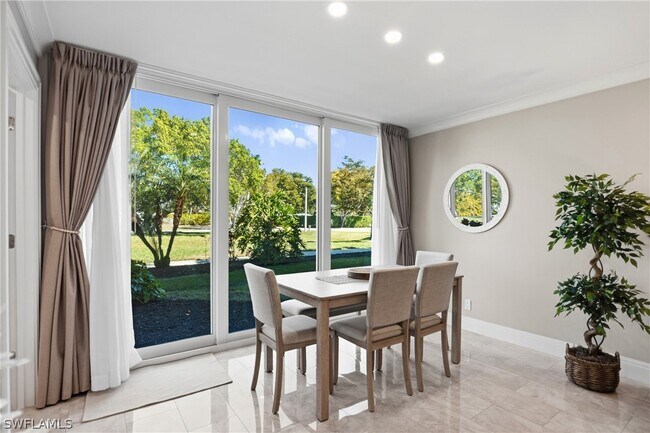 Building Photo - 682 Broad Ave S