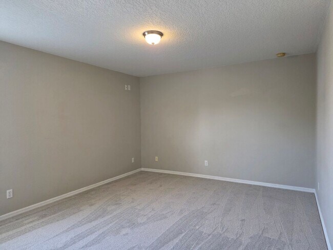 Building Photo - Four Bedroom Home at Waterford Trails in Orlando