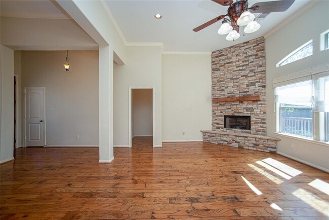 Building Photo - 93 Wick Willow Dr