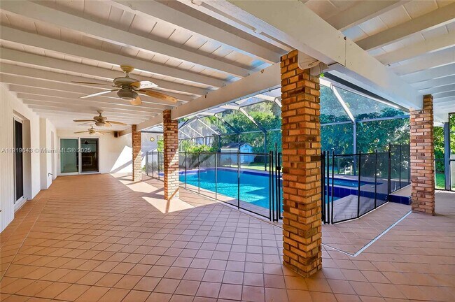 Building Photo - 6731 SW 138th St