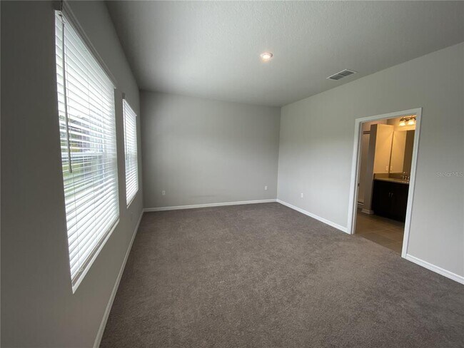 Building Photo - 17704 Passionflower Cir