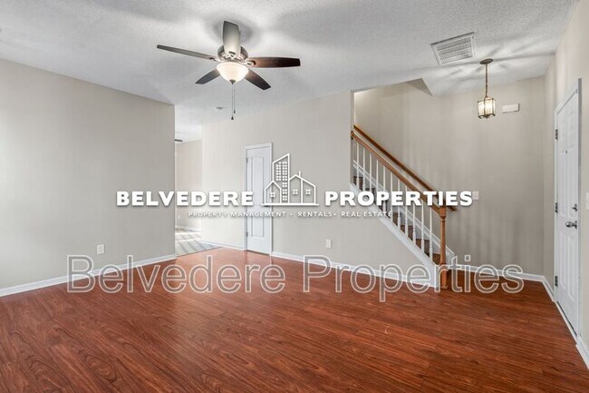 Building Photo - 1434 Waverly St