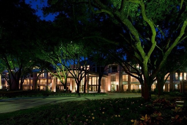 Building Photo - 2401 S Gessner Rd