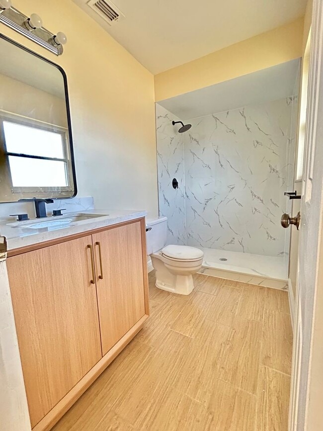 Building Photo - Beautiful Home in Winter Park, Florida!