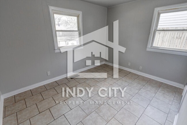 Building Photo - 8104 E 50th St