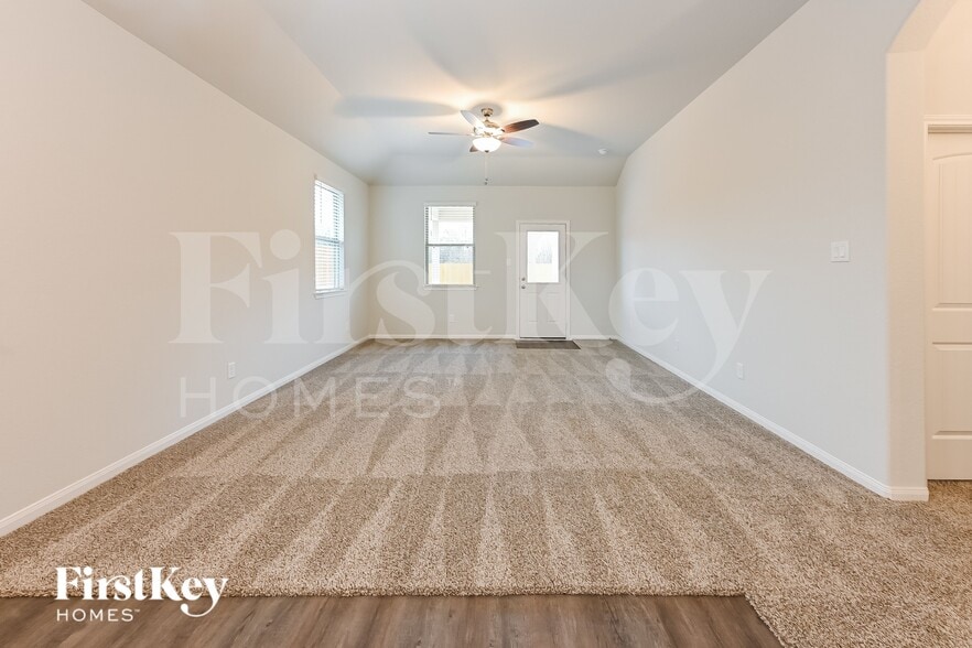 Building Photo - 11012 Patriot Ct