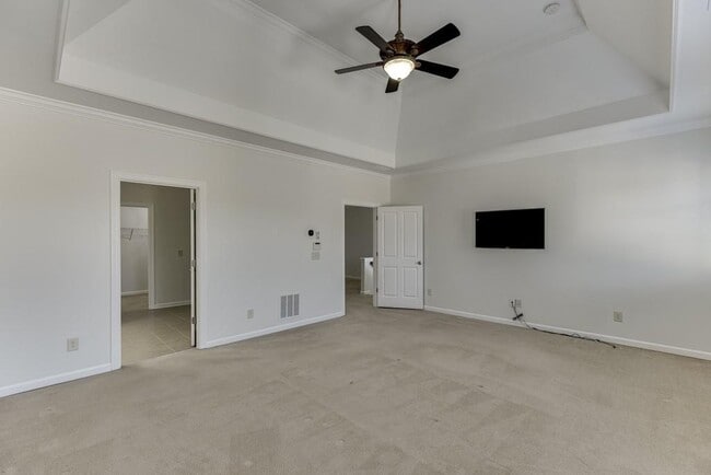 Building Photo - 6925 Fellowship Ln