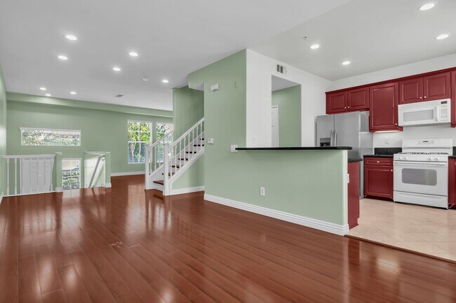 Building Photo - 26090 Stonehaven Dr