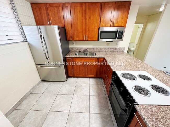 Building Photo - 98-729-729 Moanalua Loop