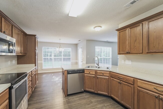 Building Photo - 15009 Arrowgrass Way