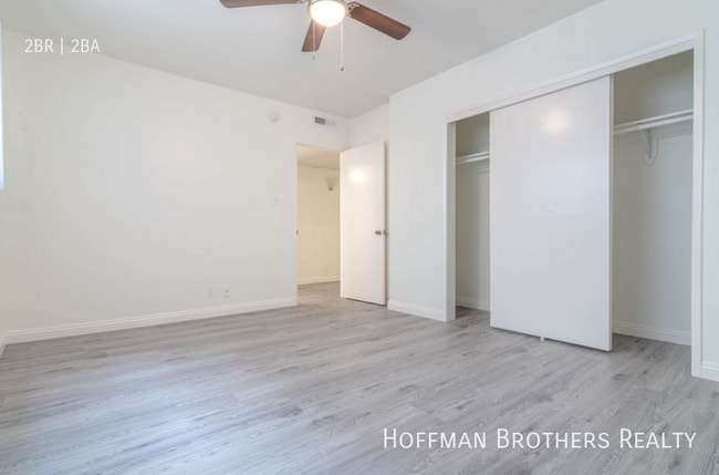 Building Photo - 8556 Cashio St