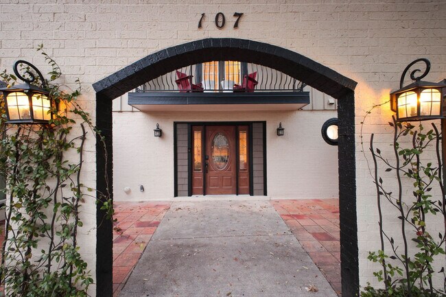 Building Photo - 107 Wickford Way