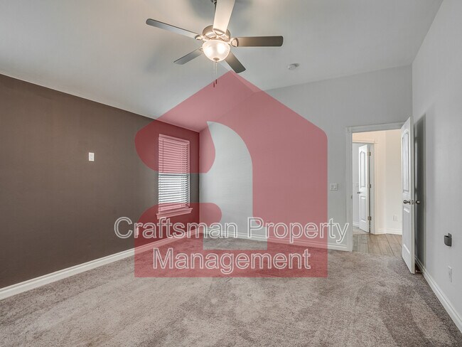 Building Photo - 3413 Huron Cir