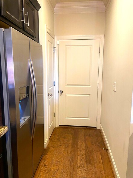 Building Photo - 4106 Eagle Ridge Ct