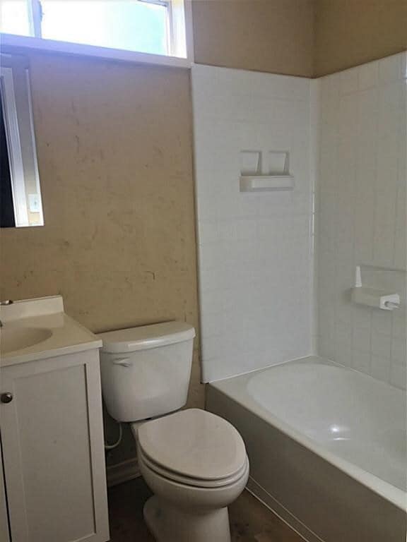 Building Photo - 306 E 32nd St