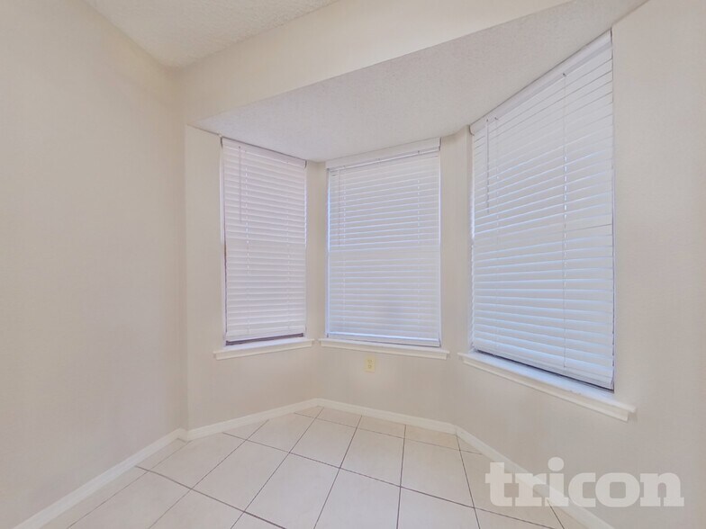 Building Photo - 5929 Birchhill Rd