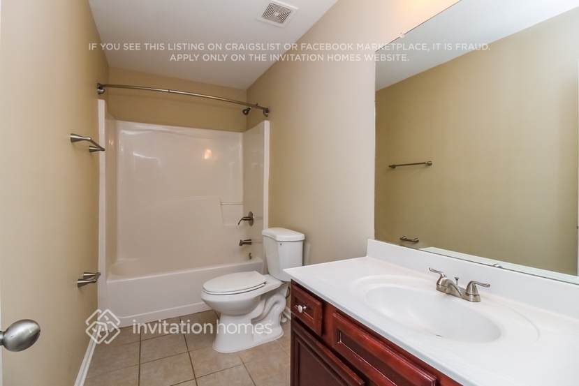 Building Photo - 5182 Catrina Way