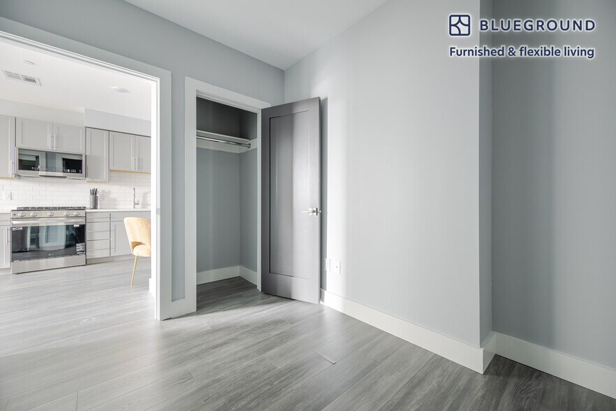 Building Photo - 365 Western Ave