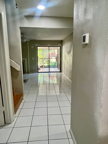Building Photo - 3880 Villa Rose Ln