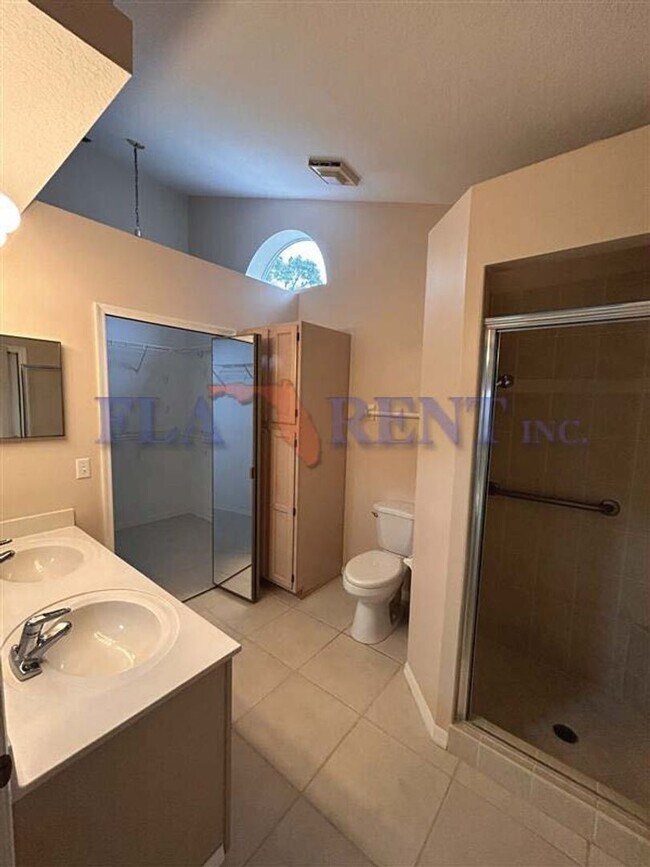 Building Photo - *  3/2.5 Golf Villa located in Winter Springs *
