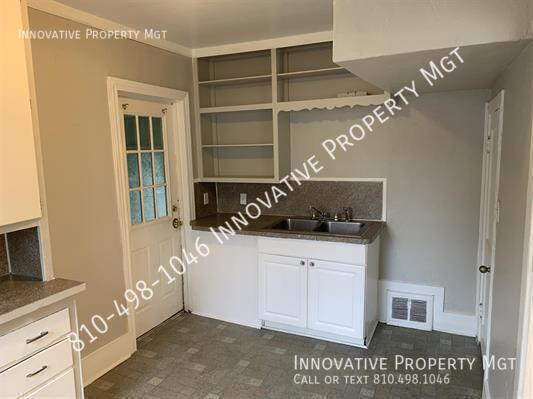 Building Photo - 1405 Lincoln Dr