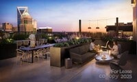 Building Photo - 1007 S Mint St