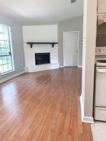 Building Photo - 4508 Zonker Ct