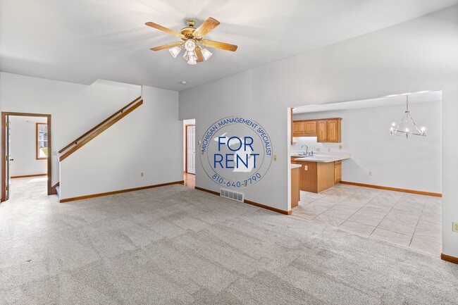 Building Photo - 3263 Silverwood Dr