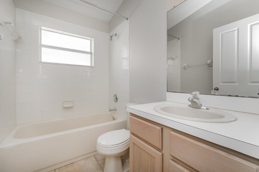 Building Photo - 6613 Cambridge Park Dr