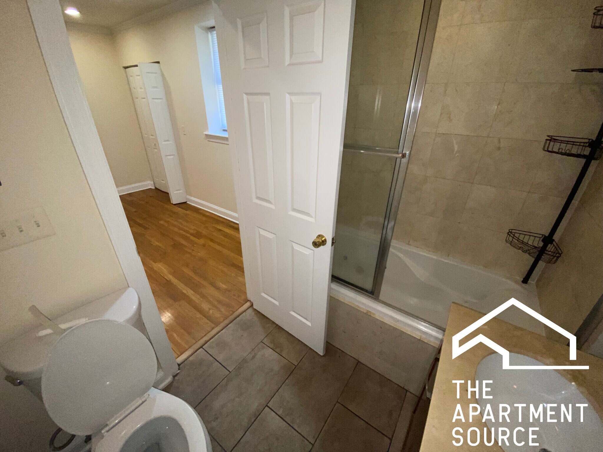 Building Photo - 6949 N Oakley Ave