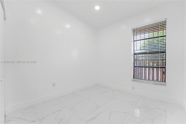Building Photo - 6742 NW 188th Terrace