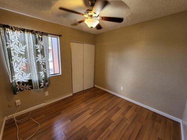 Building Photo - 2069 California Ave