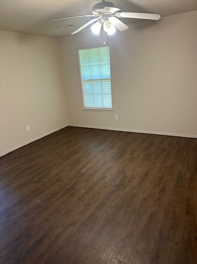 Building Photo - 1115 GRINNELL Cir