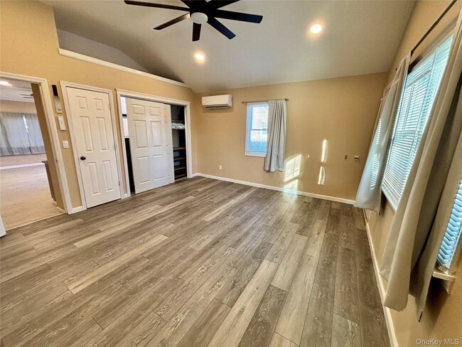 Building Photo - 158 Noel Dr