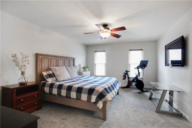 Building Photo - 1825 Hickory Creek Ct NW